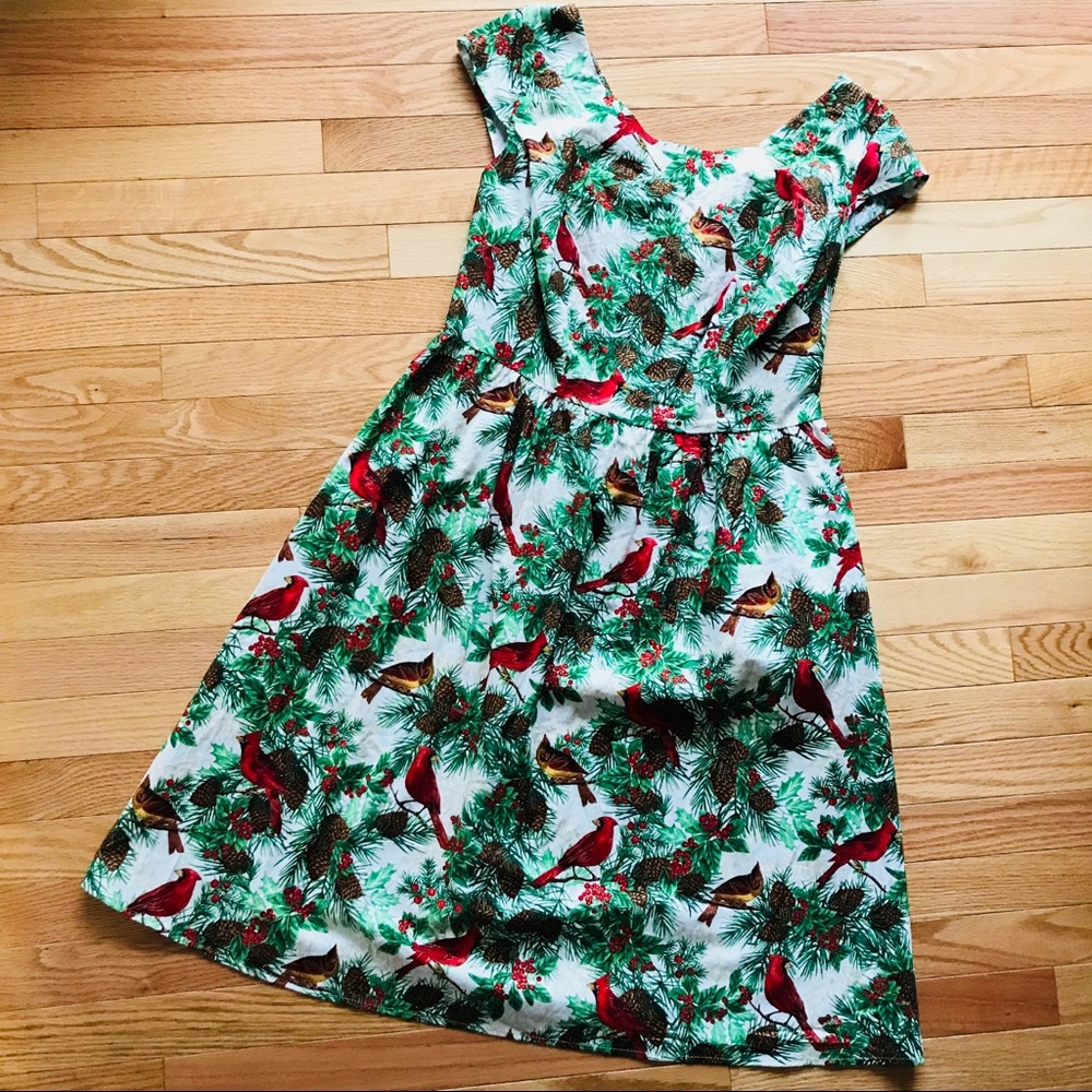 modcloth retrolicious cardinal dress